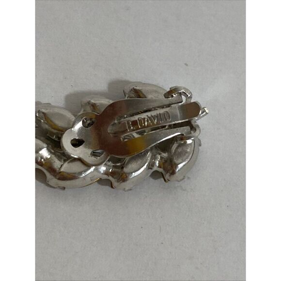 Vintage B David Signed Green Princess Cut Clip On Earrings Fern Leaf - Picture 5 of 6